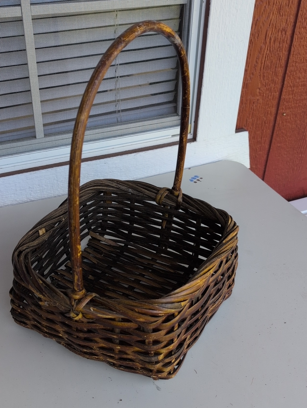 Rare! Vtg.Philippines Woven Bamboo  Square Willow Basket with Handle(226)